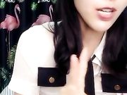 骚气大奶妹子双人啪啪 换上情趣肚兜按摩器震动逼逼69姿势舔弄抽插