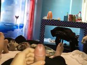 家境不错的大鸡巴哥餐厅搭讪个正在玩手机的妹子回家啪啪720P高清无水印