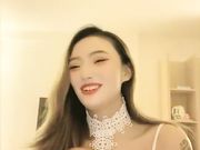 妖艳人间水蜜桃和闺蜜一起玩双飞口交上位骑乘猛操