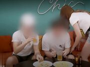 朋友的媳妇想不到哥们居然驯服他老婆与他做爱他在旁边看打飞机