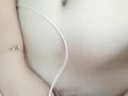 京都漂亮美乳大一极品校花约炮友家中啪啪 超高颜值 圆润美乳