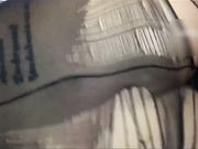 长腿黑丝美女被高富帅男友任由摆布 操到高潮抽搐还不放过还继续往逼里操