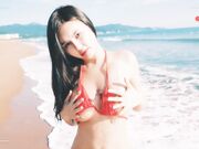摄影大师抱走哥唯美诱人写真【神似关之琳巨乳女神木木森的比基尼全裸沙滩】身材好的无法形容