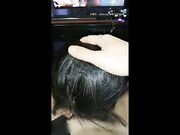 带着哥们去网吧找个小姐姐 给我们哥几个轮着口爆