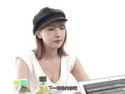 持续焦灼让敏感度达到极限的恍惚春药大高潮FUCK 三上悠亚}1