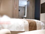 高价网约高颜值精致脸蛋外围气质美女聊会天培养下感情开始啪啪啪抱起来肏