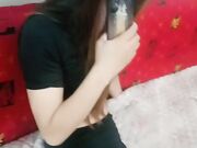 边打电话边草表姐 大鸡巴直接插越打电话越刺激 草的真带劲过瘾