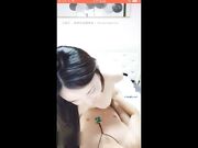看到大长腿黑丝御姐欲罢不能 最后吸出精华