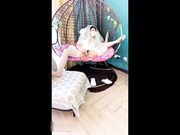 骚气蓬勃极品淫荡人妻《百媚》情趣新娘爆干房间的每一个角落